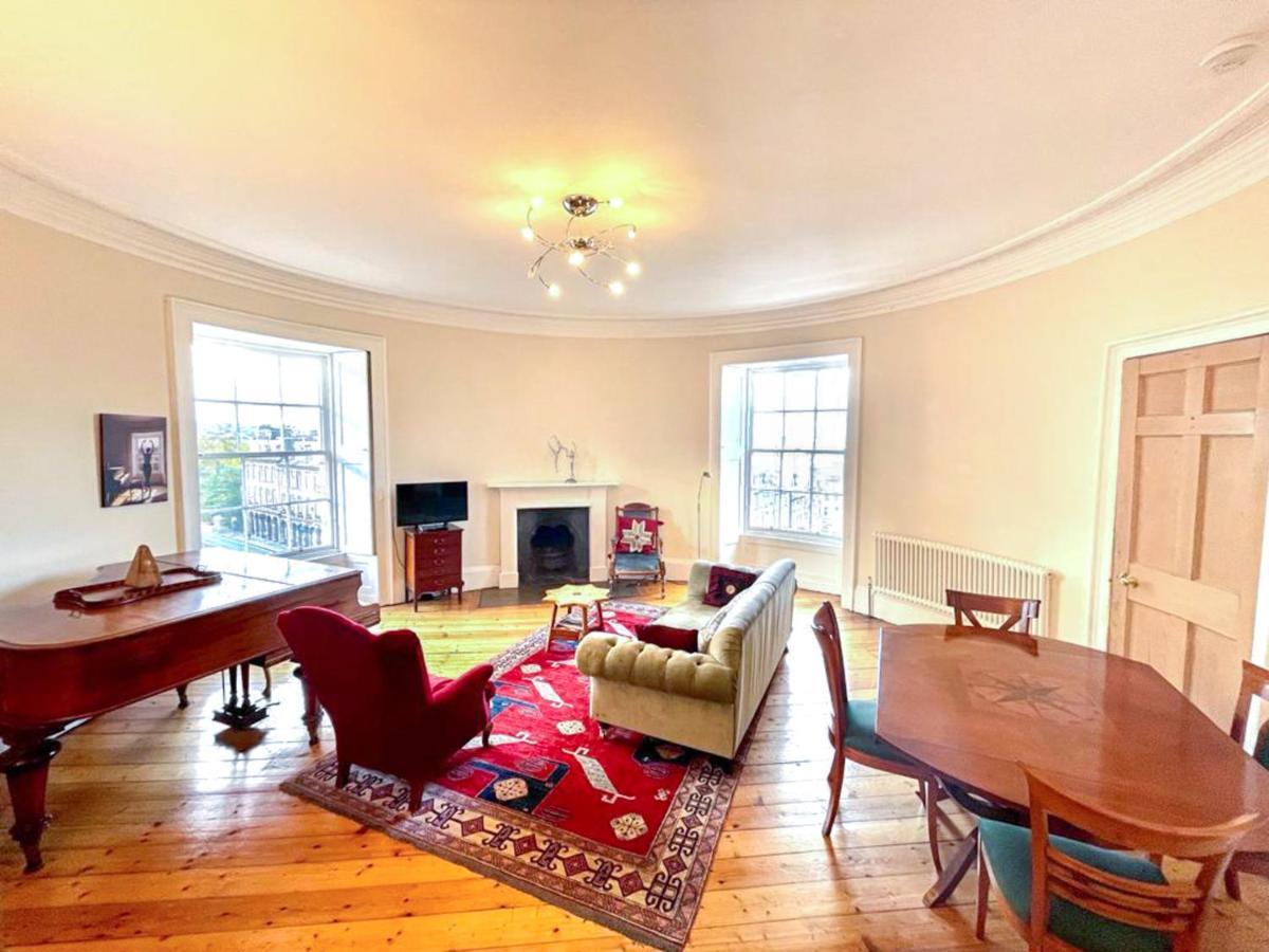 Incredible St Andrew'S Sq - 2 Bed In The Sky Apartment Edinburgh Luaran gambar